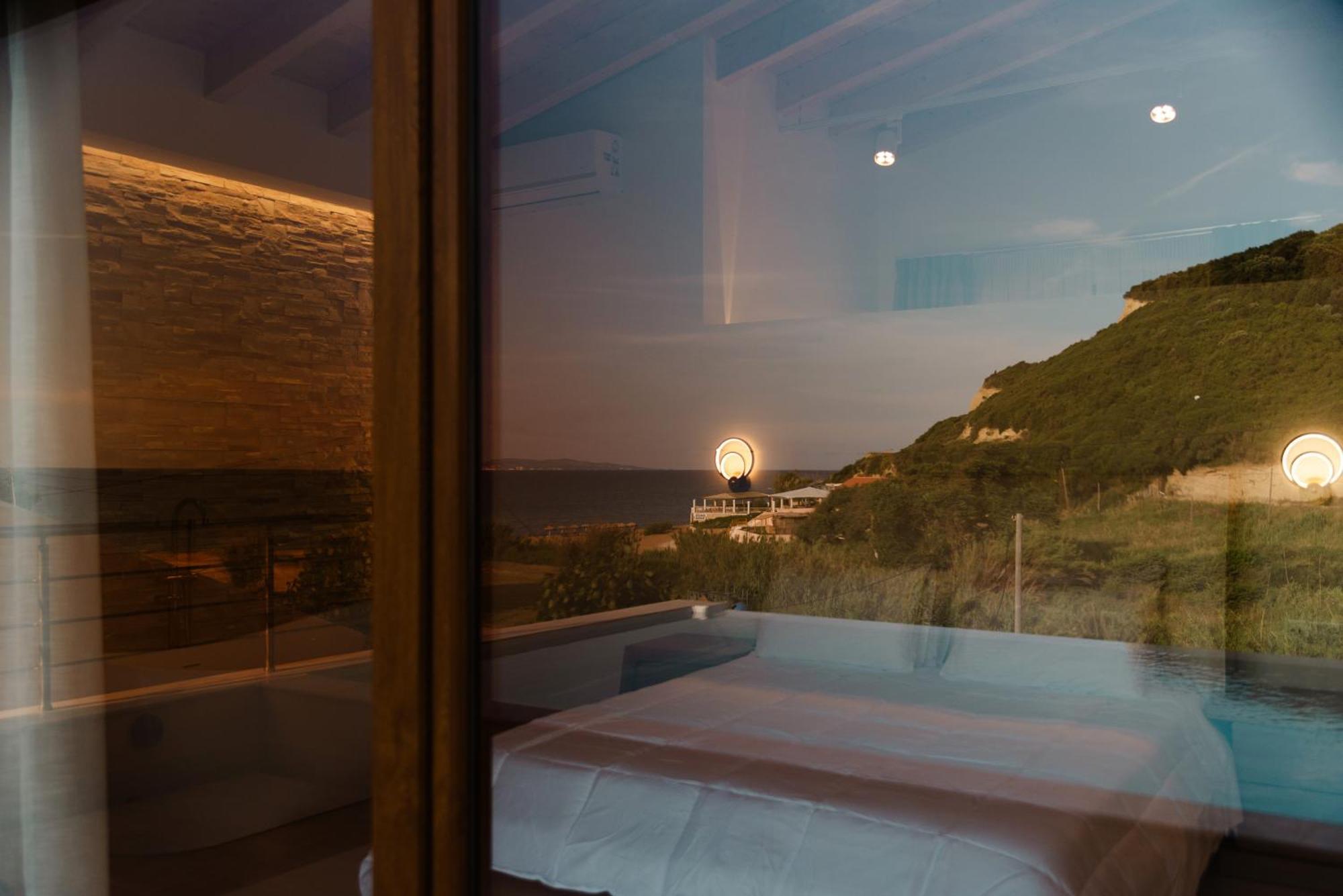 Villa Vasillis-Heated Swimming Pool With Infinity View Vitaládes エクステリア 写真