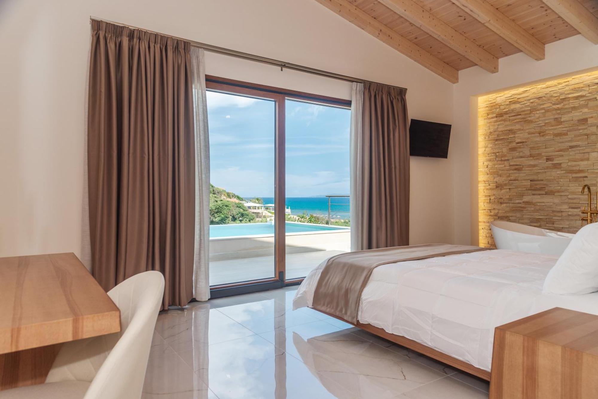Villa Vasillis-Heated Swimming Pool With Infinity View Vitaládes エクステリア 写真