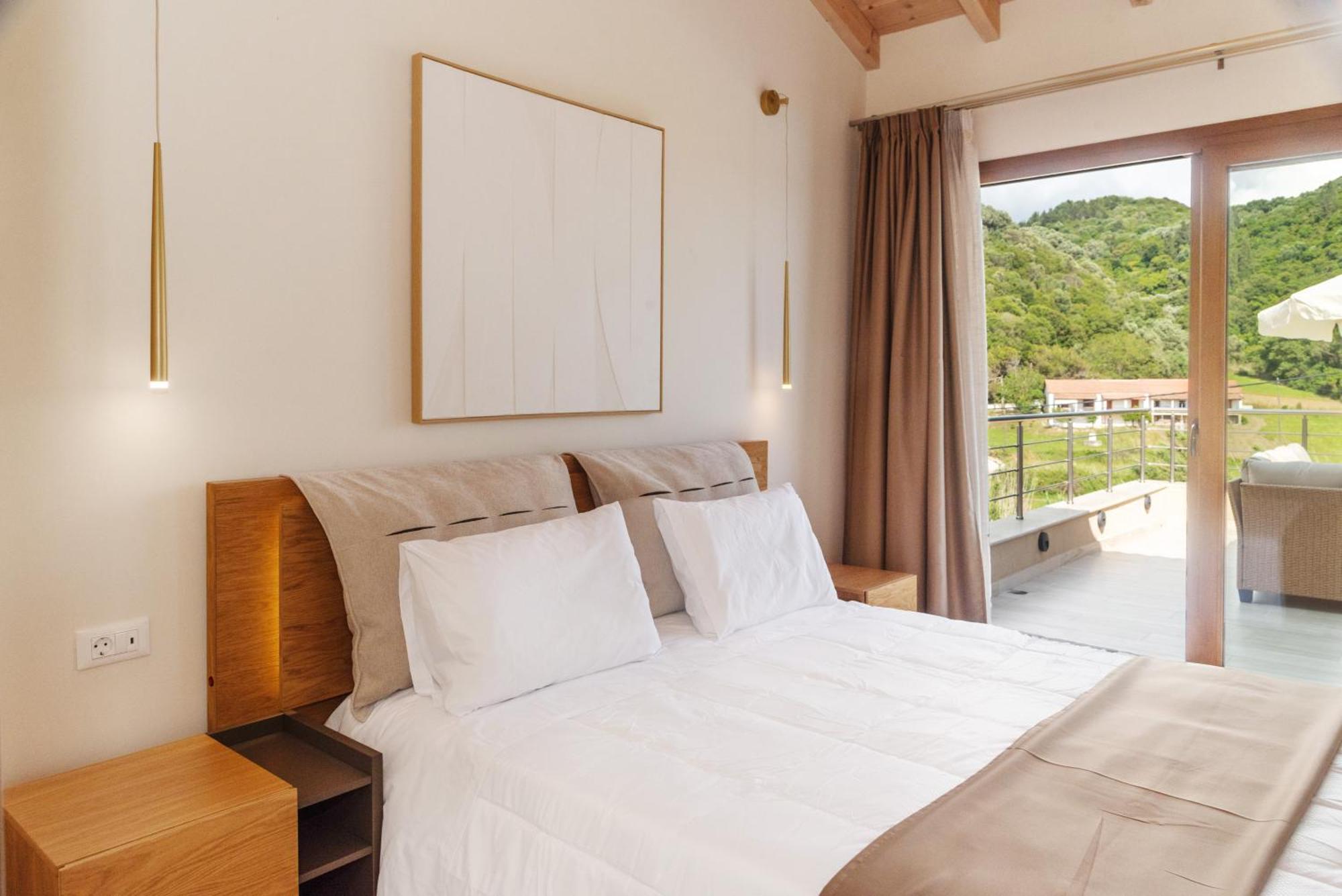 Villa Vasillis-Heated Swimming Pool With Infinity View Vitaládes エクステリア 写真