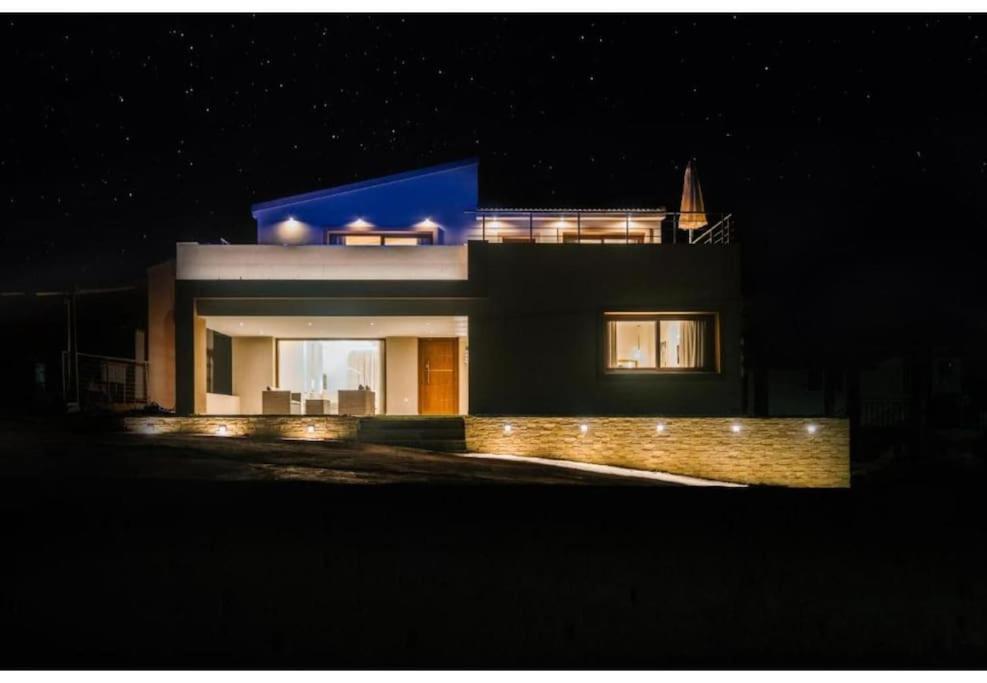 Villa Vasillis-Heated Swimming Pool With Infinity View Vitaládes エクステリア 写真
