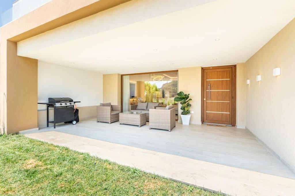 Villa Vasillis-Heated Swimming Pool With Infinity View Vitaládes エクステリア 写真